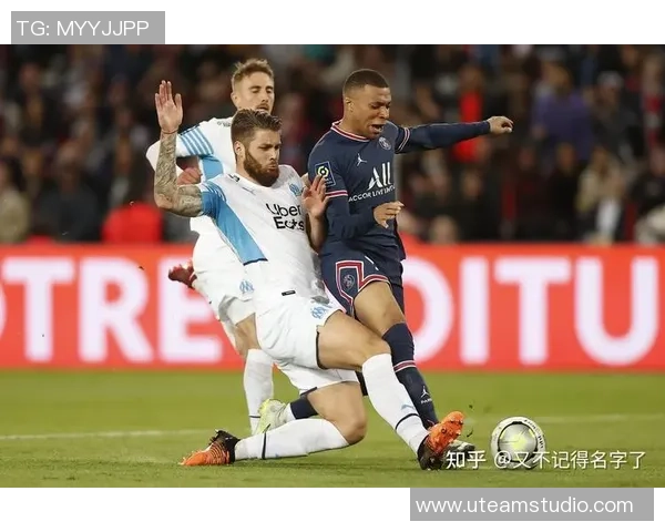 西甲热战巴黎圣日耳曼逆转利物浦引发争议判罚引爆全场激情 西甲热战巴黎圣日耳曼逆转利物浦引发争议判罚引爆全场激情