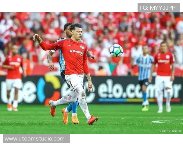 西甲激战热刺与巴黎圣日耳曼平局红牌事件引发全场热议与争议