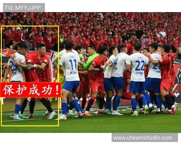 中超激战：里昂大胜尤文图斯红牌事件引发全场热议分析