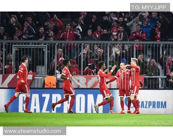 足总杯激战曼联与多特蒙德平局红牌事件引发全场热议与数据分析